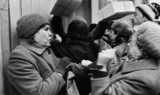 拥挤的场面 拥挤的场面